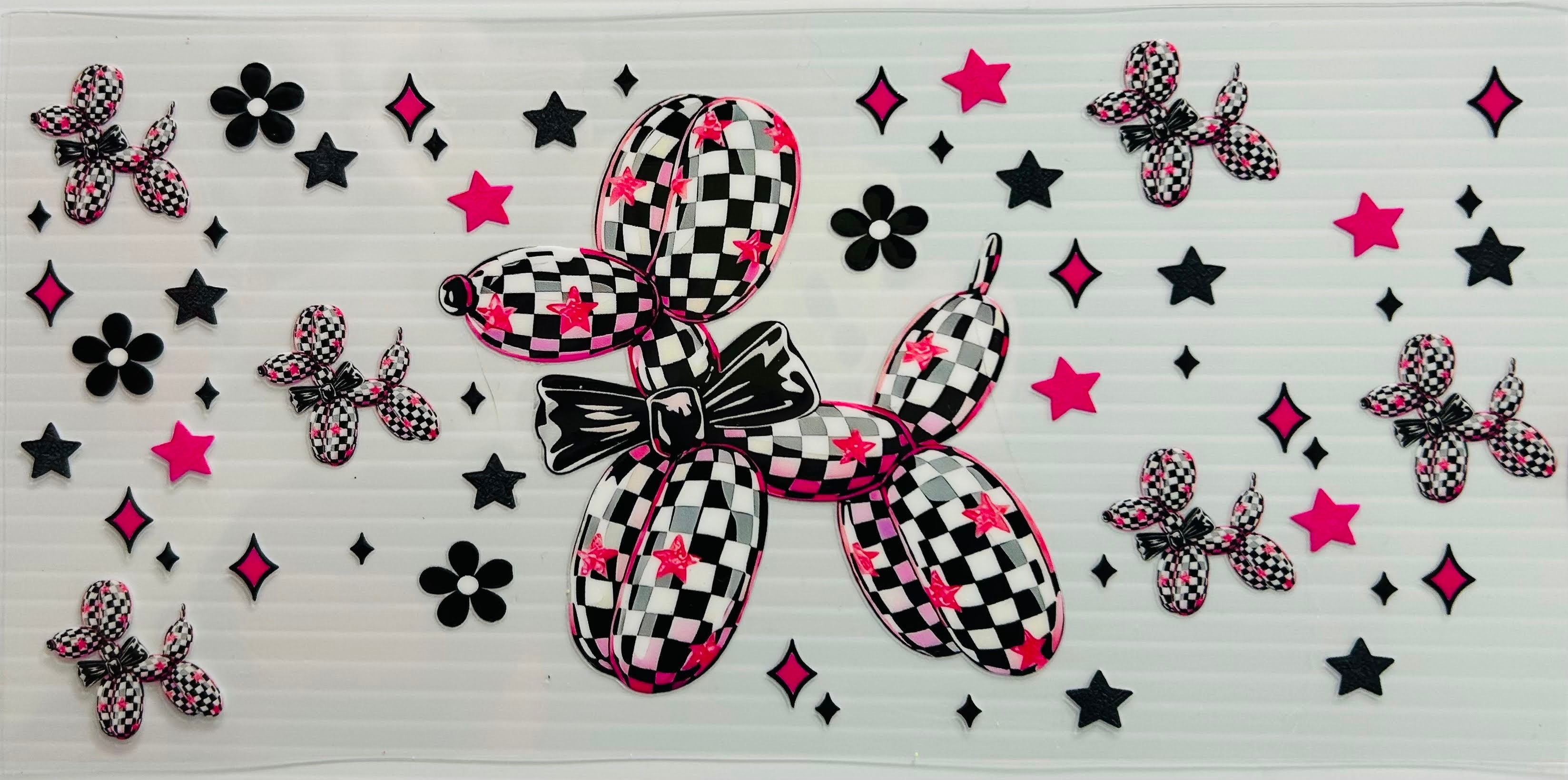 Checkered balloon dog
